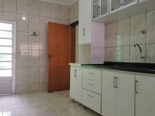 Casa para Locação em Jacareí - 5