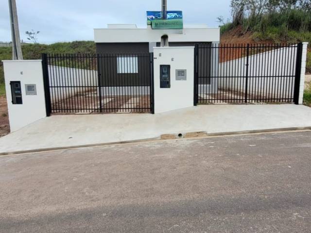 #24649 - Casa para Venda em Jacareí - SP - 2