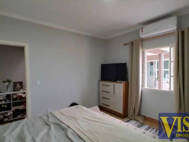 Casa para Venda em Jacareí - 4