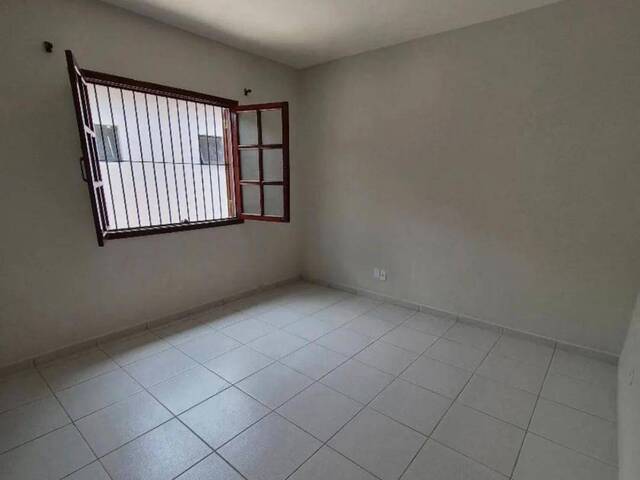 #24697 - Casa para Venda em Jacareí - SP - 3