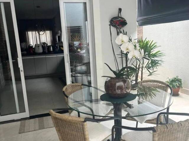 Casa para Venda em Jacareí - 4