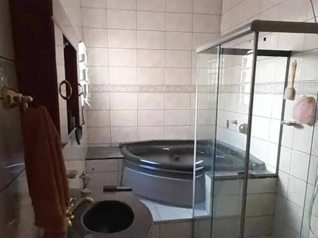 Casa para Venda em Jacareí - 5