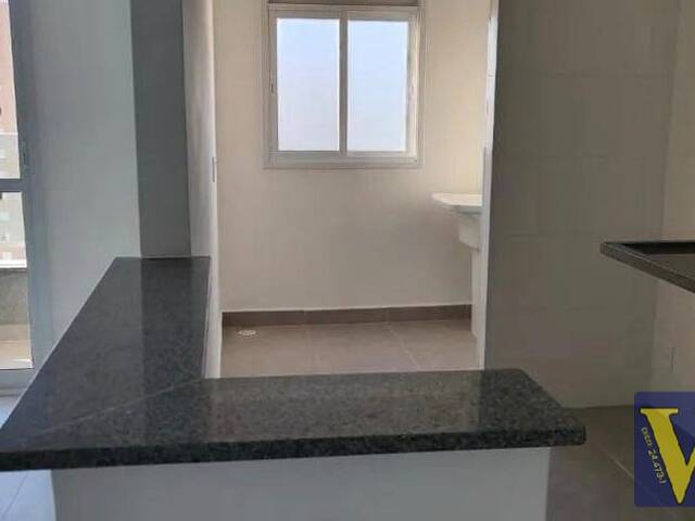 Venda em Loteamento Villa Branca - Jacareí