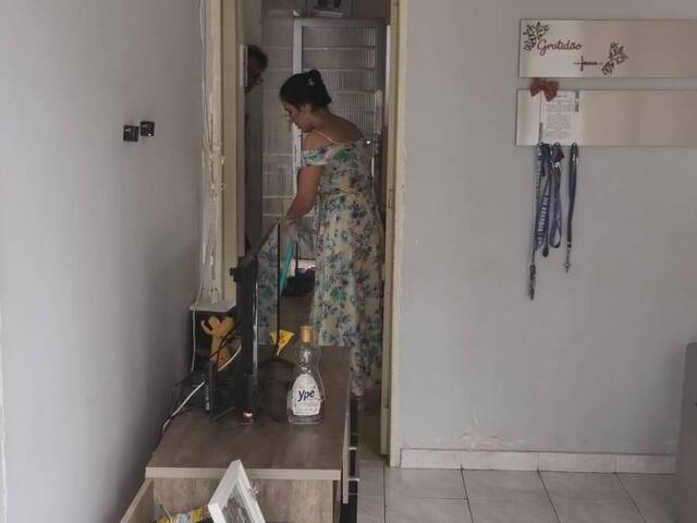 Casa para Venda em São José dos Campos - 4