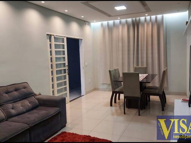 Casa para Venda em São José dos Campos - 5