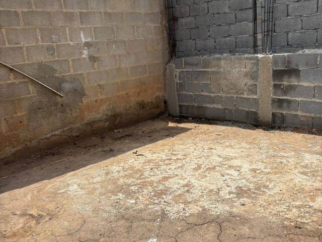 Casa para Venda em São José dos Campos - 4