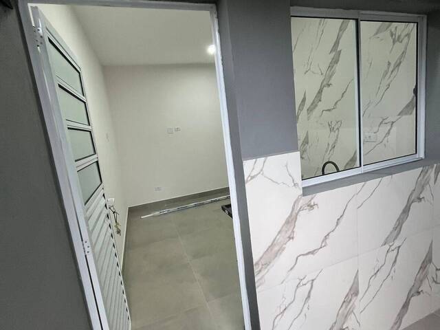 Casa para Venda em São José dos Campos - 2