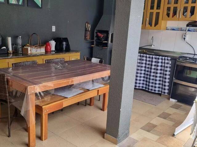 Casa para Venda em Jacareí - 5