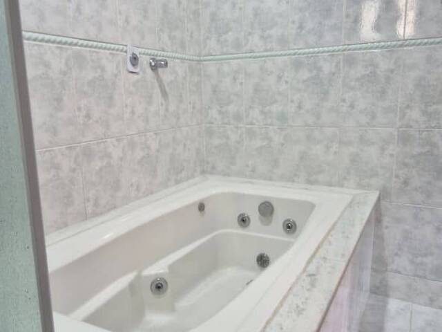 Casa para Venda em São José dos Campos - 5