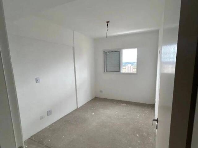 Apartamento para Venda em Jacareí - 4