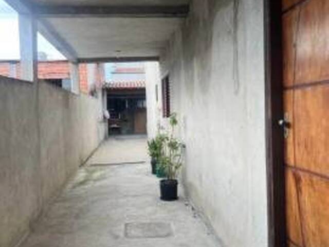 Casa para Venda em São José dos Campos - 4