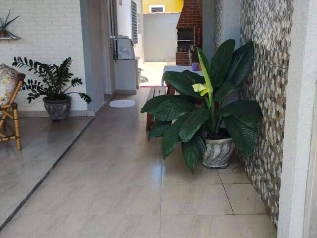 Casa para Venda em Caraguatatuba - 4