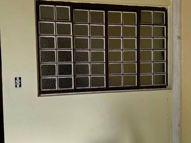 Casa para Venda em Jacareí - 4