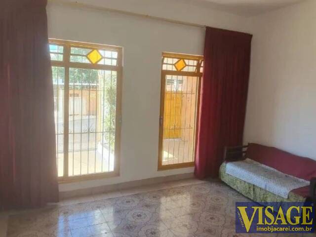 Sobrado para Venda em Jacareí - 3