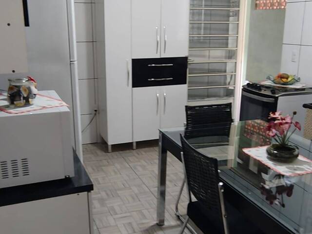 Casa para Venda em São José dos Campos - 4