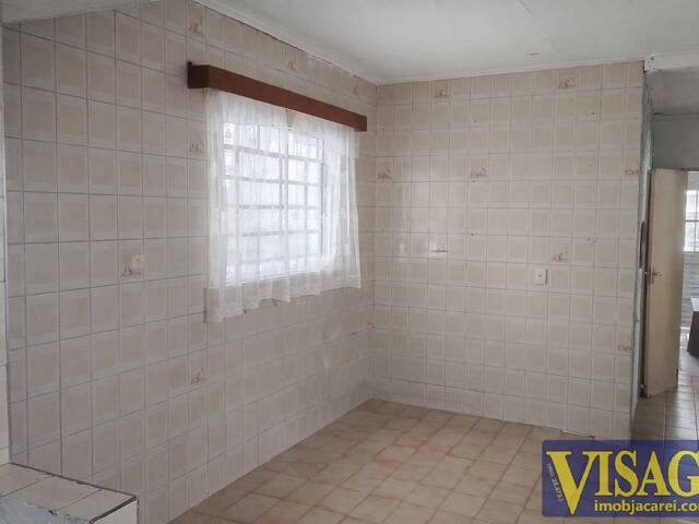 Casa para Venda em São José dos Campos - 4