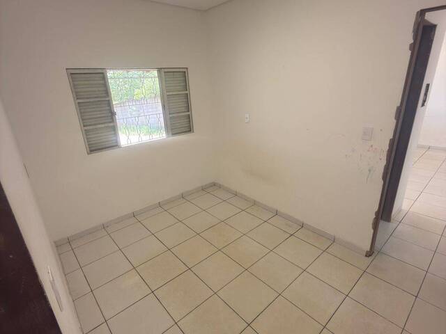 Casa para Venda em São José dos Campos - 5