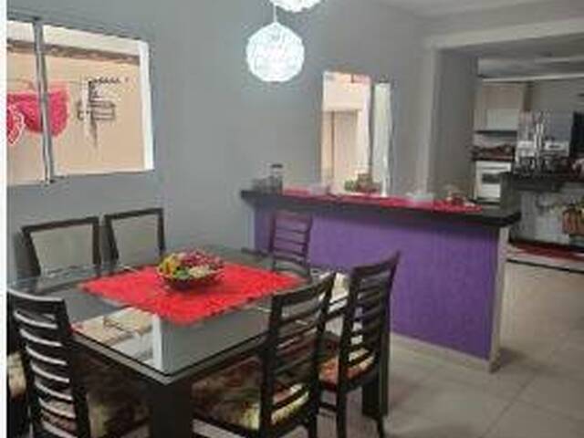 Casa para Venda em São José dos Campos - 4