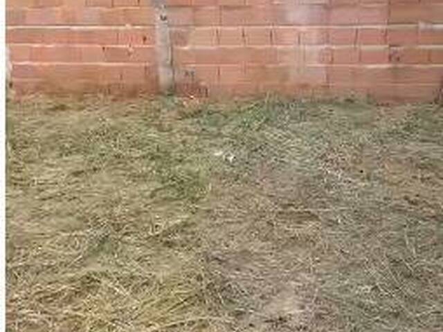 Terreno para Venda em Caraguatatuba - 4