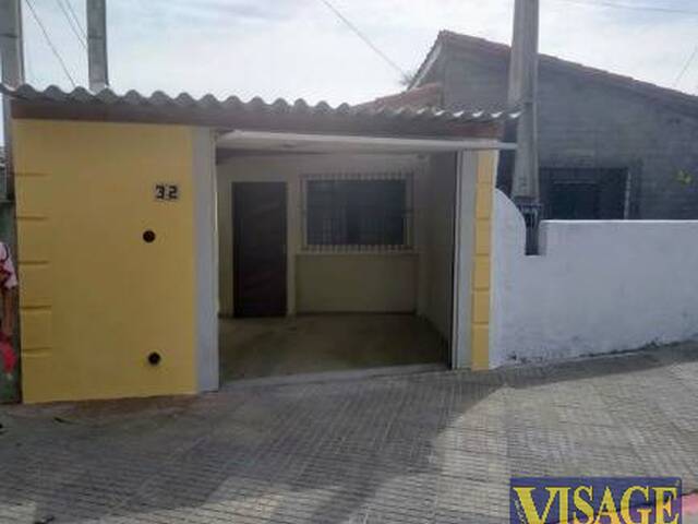 Casa para Venda em São José dos Campos - 2