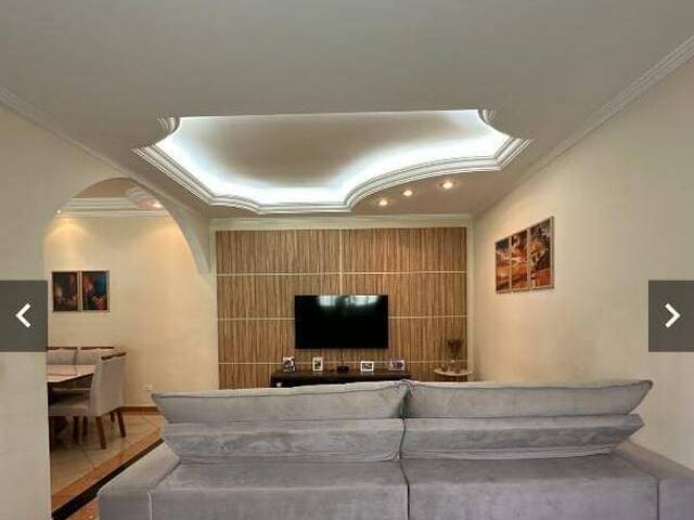 Casa para Venda em São José dos Campos - 4