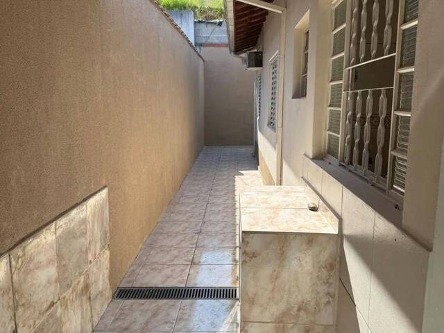 Casa para Venda em Jacareí - 5