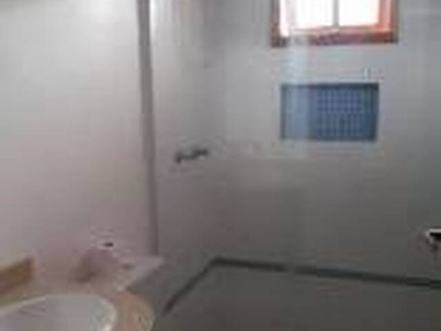 Casa para Venda em São José dos Campos - 4