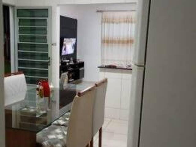 Casa para Venda em São José dos Campos - 4