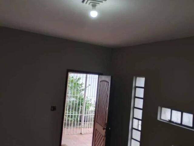 Casa para Venda em São José dos Campos - 5