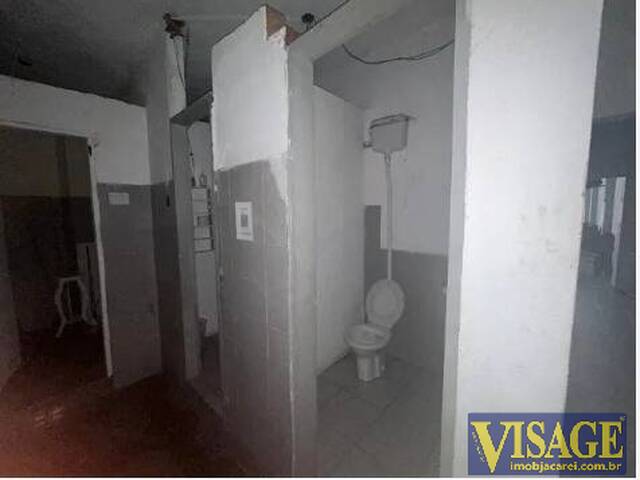 Galpão para Venda em São José dos Campos - 4