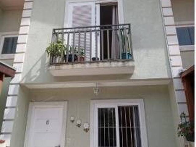 Sobrado para Venda em São José dos Campos - 4