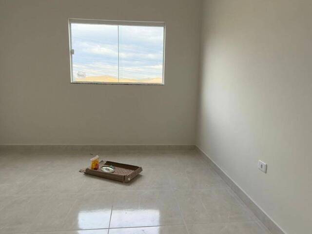 Casa para Venda em Jacareí - 5