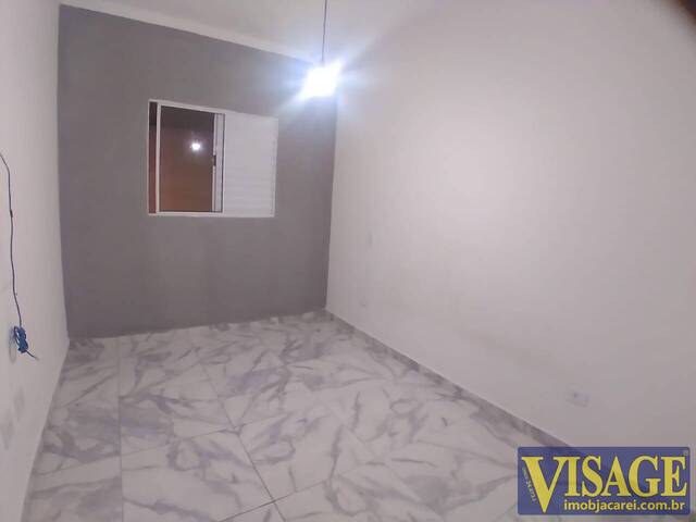 Casa para Venda em São José dos Campos - 4
