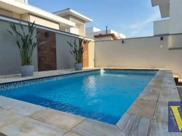 #25241 - Casa para Venda em Jacareí - SP - 2