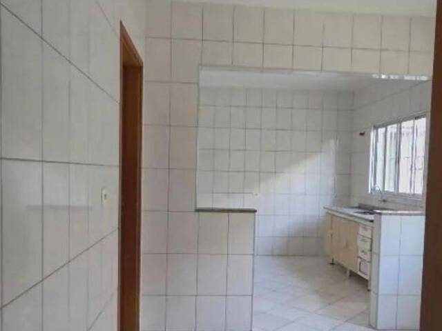 Casa para Venda em Jacareí - 4