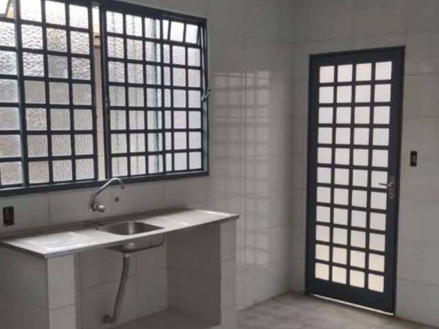 #25272 - Casa para Venda em Jacareí - SP - 3