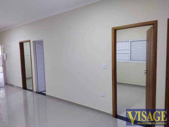 Casa para Venda em São José dos Campos - 5