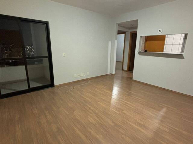 Venda em Parque Santo Antônio - Jacareí