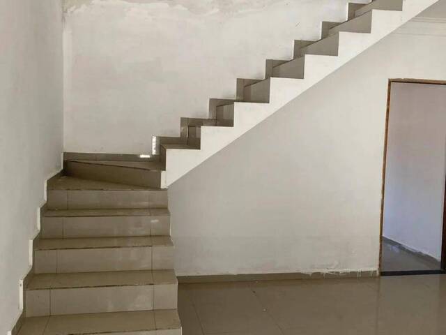 #25354 - Casa para Venda em Jacareí - SP - 2