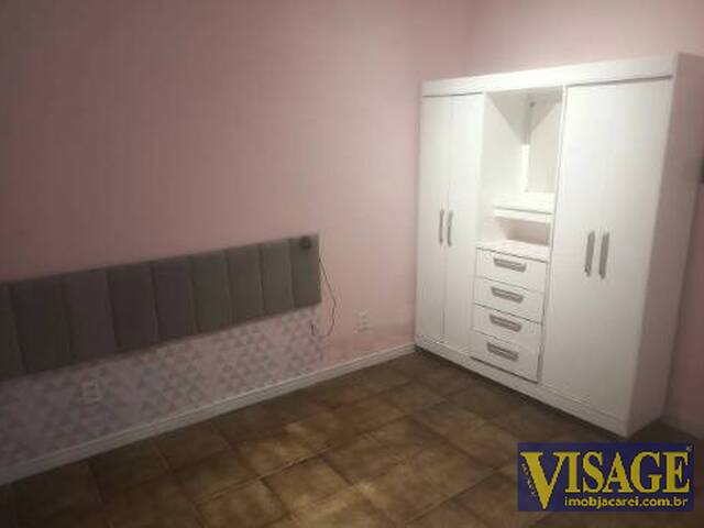 Casa para Venda em São José dos Campos - 5