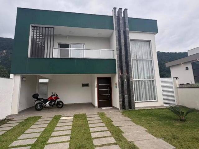 #25366 - Casa para Venda em Caraguatatuba - SP - 1