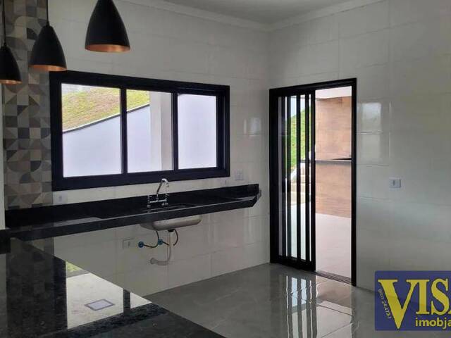 Casa para Venda em Jacareí - 4