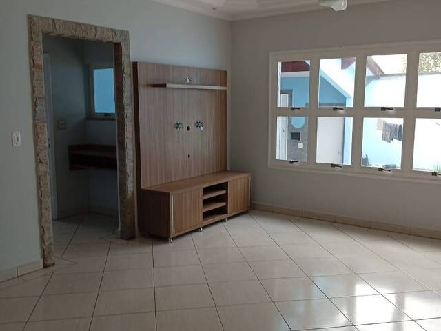 #25481 - Casa para Locação em Jacareí - SP - 3