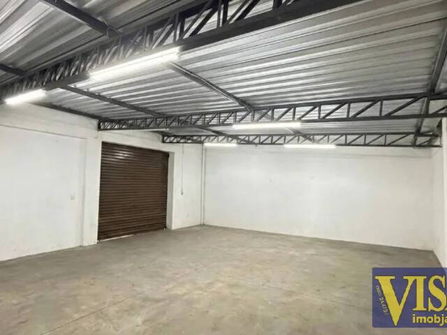 Galpão para Venda em São José dos Campos - 4