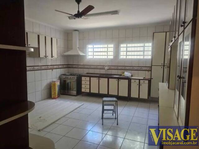 Casa para Venda em São José dos Campos - 4