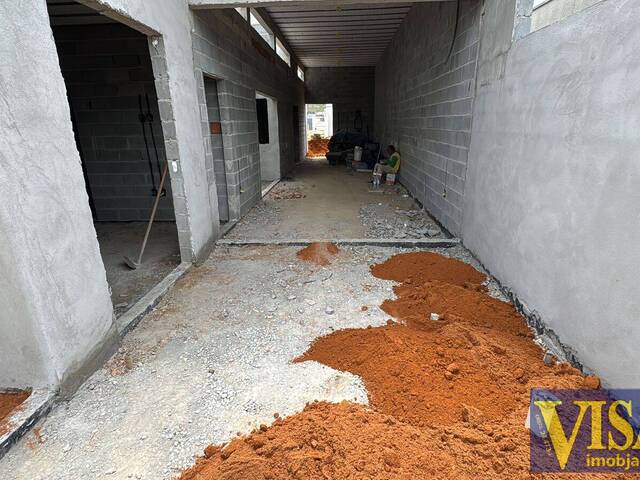 Casa para Venda em São José dos Campos - 4