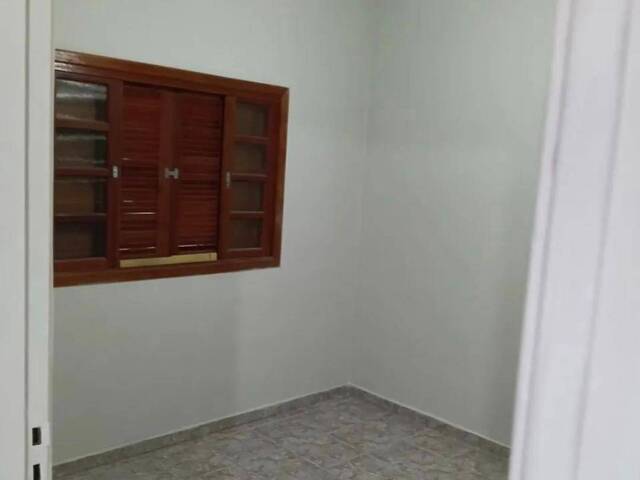 Casa para Venda em Jacareí - 4