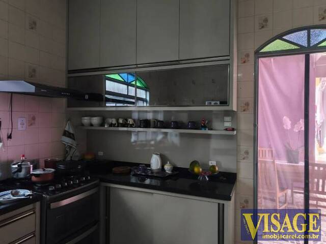 Casa para Venda em São José dos Campos - 4