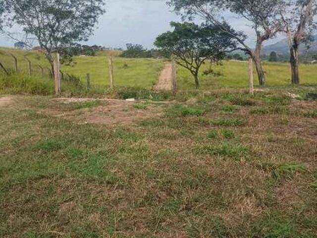 #25651 - Terreno para Venda em Taubaté - SP - 2