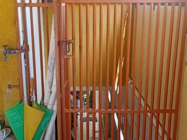 Sobrado para Venda em São José dos Campos - 5